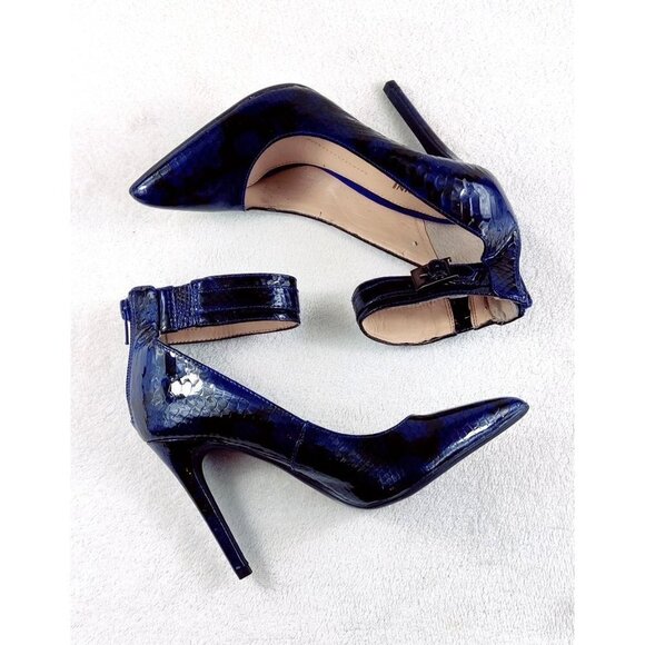 Ankle Strap Gianni Bini Stiletto Pump Patent Leather Navy Blue Embossed Shinny - Picture 2 of 11